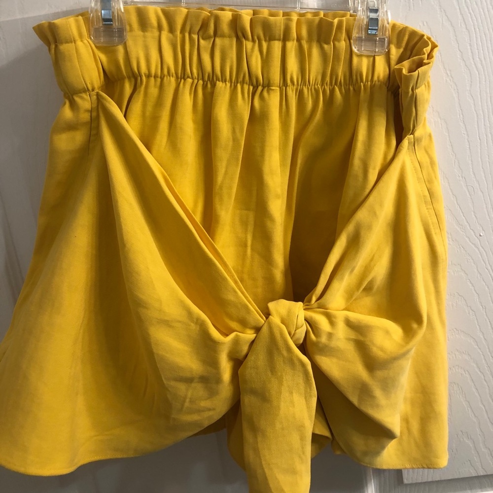 BCBG front tie shorts yellow size small